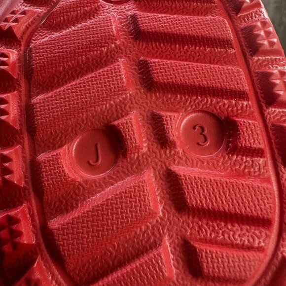 CROCS Classic Kids size 3 Red White Santa Lined Clog - Picture 8 of 8